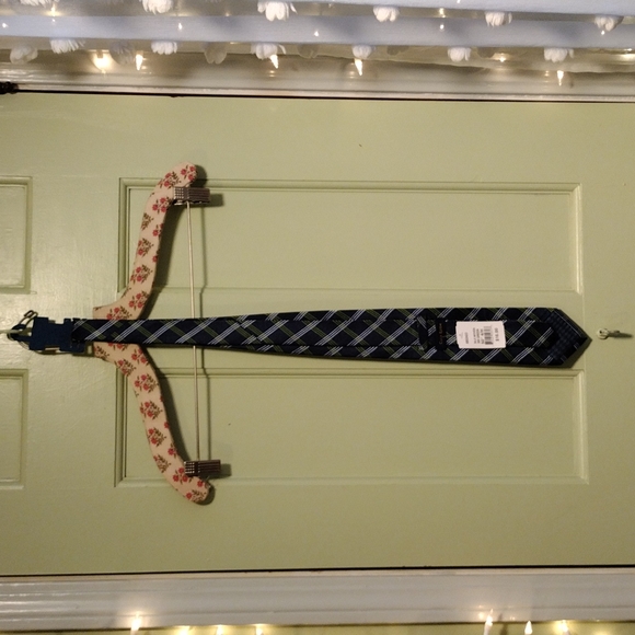 Men's Club Room (2 available) silk woven 50" × 3" navy blue green white tie 👔 - Picture 7 of 11